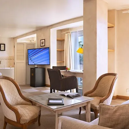 Hotel Western Premier Montfleuri 4*
