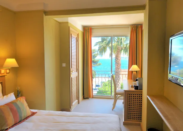 Western Premier Montfleuri 4* سانت ماكسيم