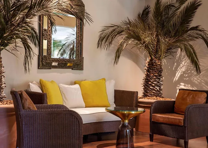 Western Premier Montfleuri سانت ماكسيم